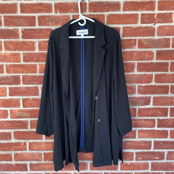 Pop Sugar light weight plus size blazer - Picture 3 of 5